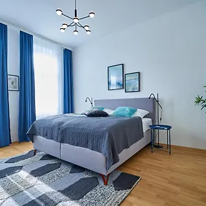 trendy-apartment-zentral-gelegen.vienna-besthotels.com/